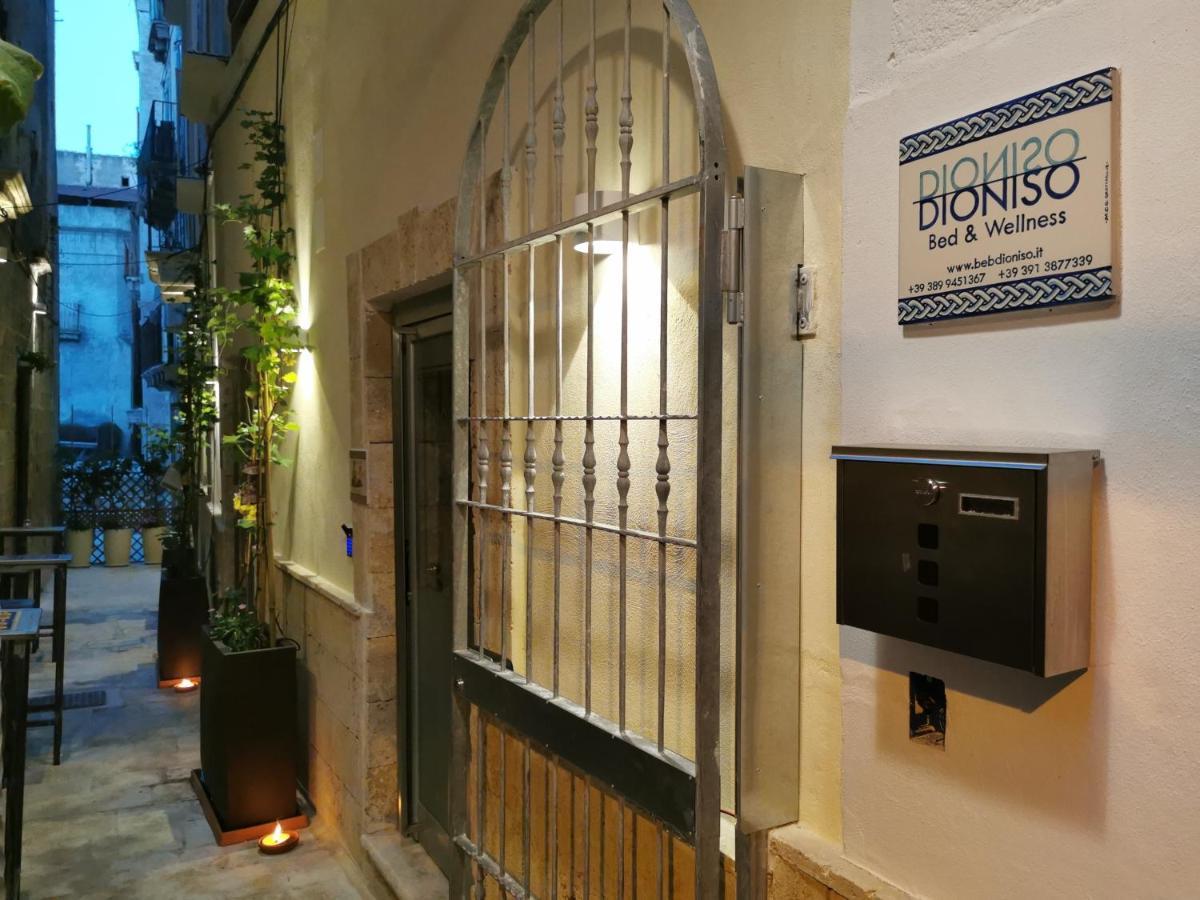 Dioniso Bed & Wellness Panzió Taranto Kültér fotó