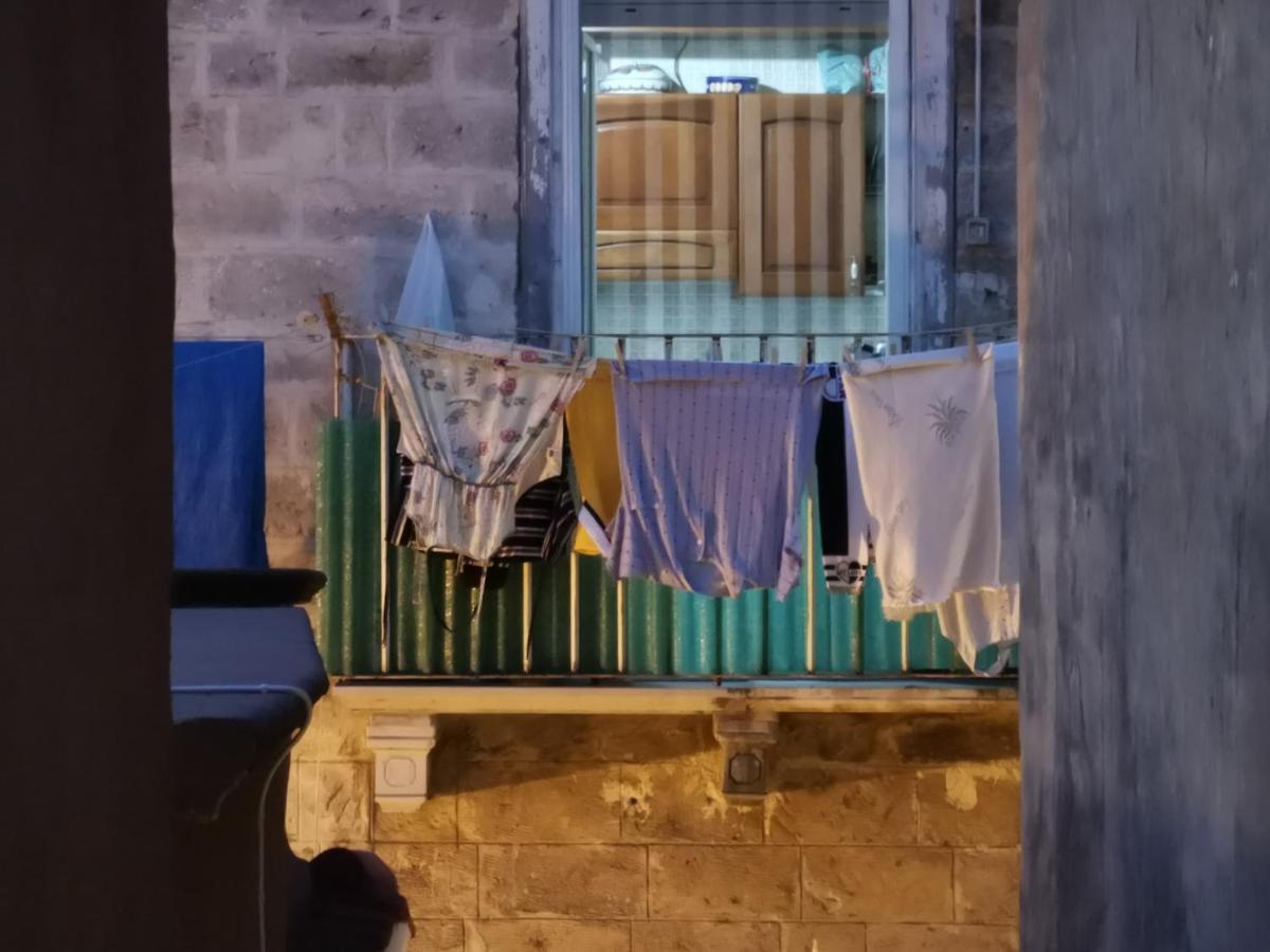 Dioniso Bed & Wellness Panzió Taranto Kültér fotó